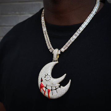 Iced Moon Pendant ZUU KING